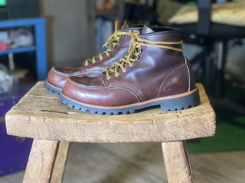Red wing roughneck - wing, oil
